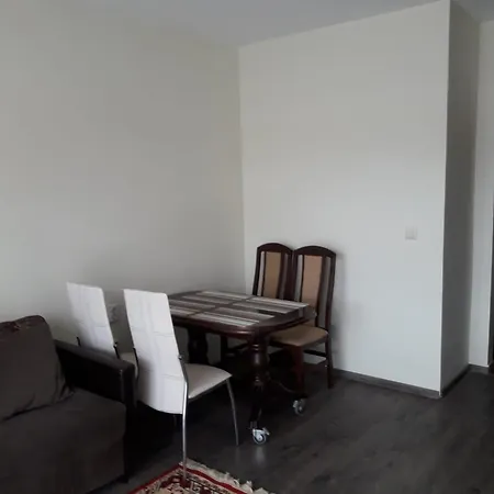 Byala Cozy Kiwi דירה